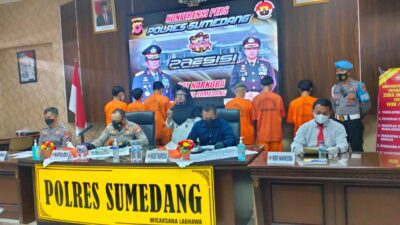 Tujuh Tersangka Kasus Narkotika Modus Tempel Kembali Diringkus Polisi di Sumedang