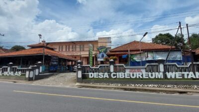 Kades Cibeureum Wetan Buka Suara