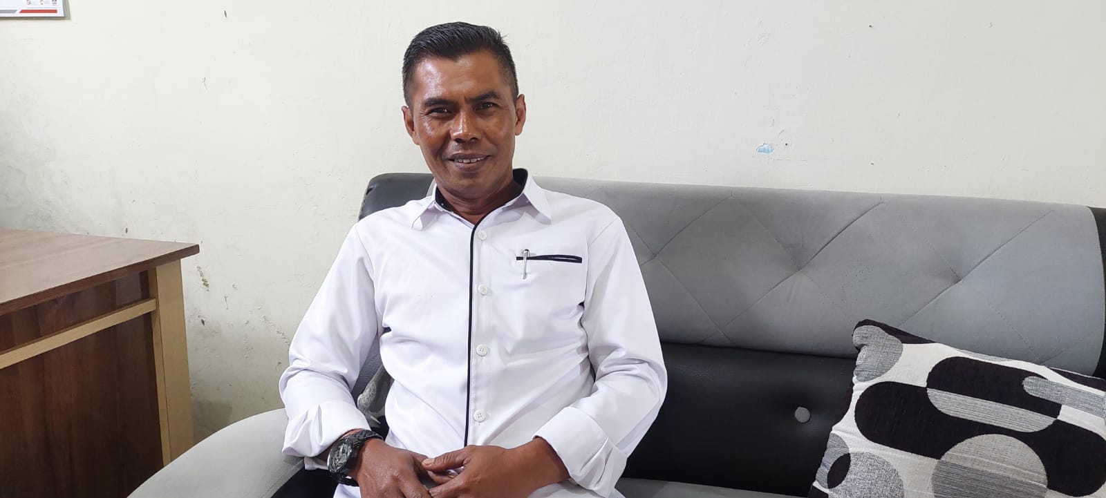 Kades Pasirbiru Dadan Rahmat Rohdiana