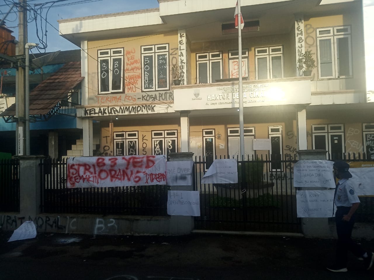 Pasca Penggerebekan Kades Mundur