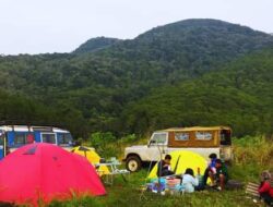 Menikmati Indahnya Perbukitan dan Pegunungan Tampomas Sumedang di Wisata Pasir Angin