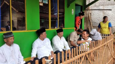 Warga Cibeusi