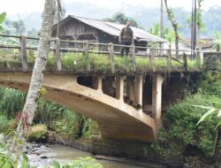 Berusia 86 Tahun, Jembatan Peninggalan Belanda Ini Masih Berdiri Kokoh di Tanjungkerta Sumedang