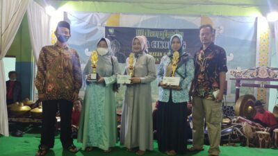 Festival Sholawat Hingga Pengajian, Warnai Harlah ke- 41 Desa Cikoneng Sumedang