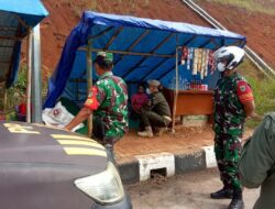 Belasan PKL di Pintu Tol Cisumdawu Ditertibkan Satpol PP Sumedang