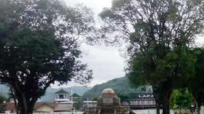 Monumen Lingga