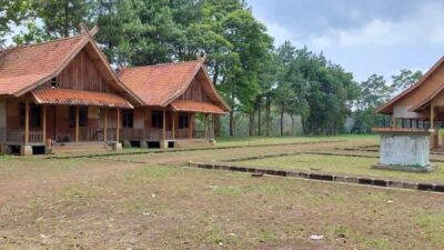 Sempat Terbengkalai, Wisata Alam Panenjoan Pasirbiru Rancakalong Sumedang kembali Dibenahi