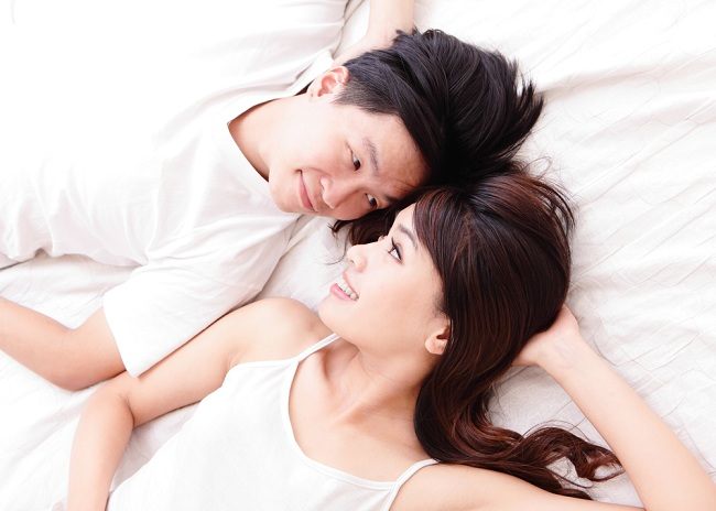 Tips Alami Tahan Lama di Ranjang