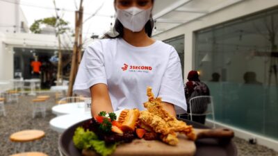 3second Cafe and Resto