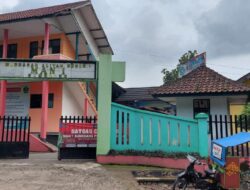 Diduga Akibat Nunggak, Puluhan Ijazah Siswa di Sumedang Ditahan Pihak Sekolah