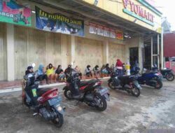 Antrian Minyak Goreng Kini Jadi Fenomena Baru di Sumedang