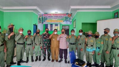 Rawan Longsor, Puluhan Linmas di Cipameungpeuk Sumedang Dilatih Antisipasi Bencana
