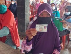 Pemdes di Sumedang Ini  “Bingung” Penerima BPNT Masih Ada yang Gunakan KTP Jadul
