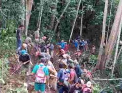 Jalan Usaha Tani Dongkrak Produktivitas Petani Bangbayang Sumedang