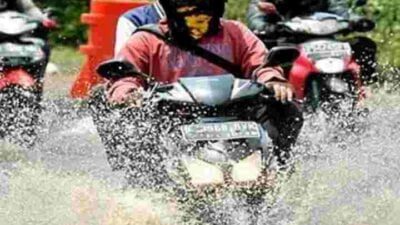 Merawat Motor Di Musim Hujan