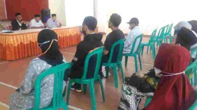 Sempat Ditahan Karena Nunggak, Akhirnya Ijasah Milik Sejumlah Siswa di Sumedang Dibagikan
