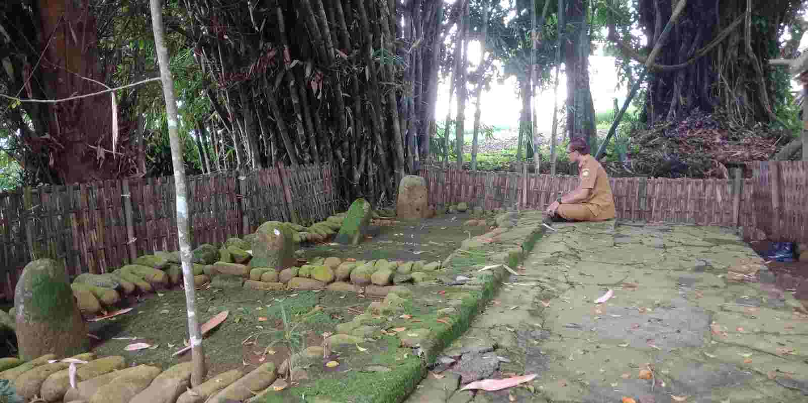 makam Syeh Nur Shidiq