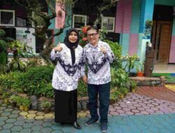 Lirik Lagu “Guru Laksana Cahaya” Diapresiasi Bupati Sumedang
