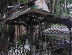 Luput dari Perhatian, Kondisi Makam Mantan Bupati Bandung di Sumedang Mengkhawatirkan