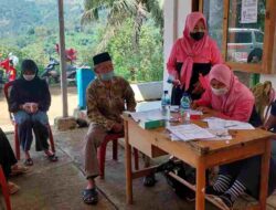 Takut Jarum Suntik Jadi Salah Satu Alasan Vaksinasi Covid-19 di Rancakalong Sumedang