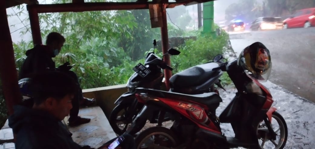 cerita menyeramkan tukang ojeg