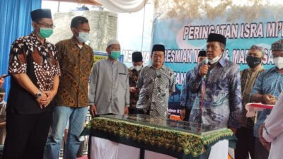 Al Ma’soem Bangun Masjid dan Madrasah di Desa Mekargalih Sumedang