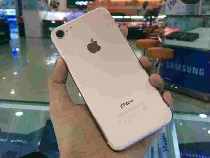 ipone second