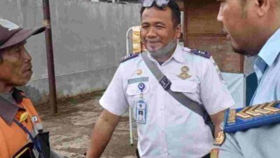 monitoring parkir harian