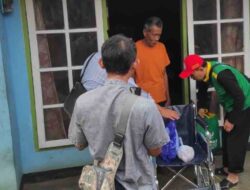Terbaring Puluhan Tahun, Wanita Korban Bully di Sumedang Akhirnya Dapat Bantuan Kursi Roda dari BAZNAS