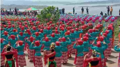 Kesurupan Massal Penari Umbul