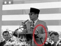 Kerap Lolos dari Upaya Pembunuhan, Benarkah Tongkat Bung Karno Memiliki Kesaktian? Ini Ceritanya