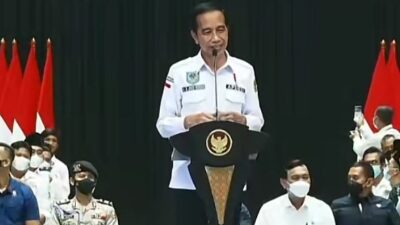 Presiden Jokowi Tindaklanjuti Permintaan APDESI Soal Gaji Kades Dibayar Tiap Bulan