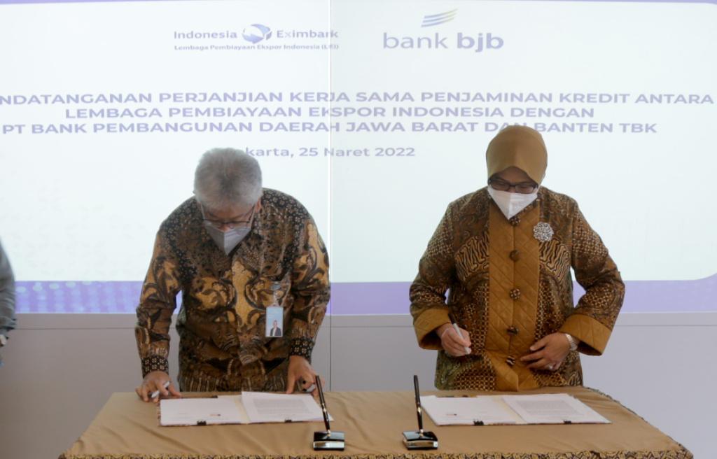 bank dengan kode saham BJBR ini melakukan Penandatangan Kerja Sama Penjaminan Kredit dengan Lembaga Pembiayaan Ekspor Indonesia (LPEI), Jumat 25 Maret 2022 di Jakarta.