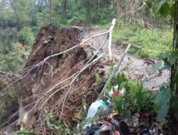 Longsor Jalan di Hariang Sumedang Makin Parah, Siswa Makin Sulit Akses ke Sekolah
