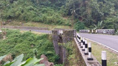 Cerita Pedagang Temukan Tengkor4k Manusia di Cadas Gantung Sumedang