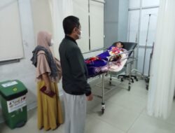 Diduga Korban Begal, Seorang Pemuda di Situraja Sumedang Dibawa ke RSUD, Motor dan Hape Raib Digasak