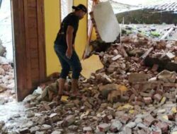 Terdampak Longsor di Ciparay Bandung, Belasan Warga Terpaksa Diungsikan