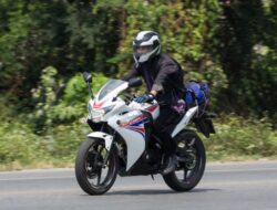 Sering Masuk Angin Saat Puasa? Berikut Tips Aman Naik Motor di Bulan Ramadan
