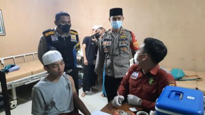 240 Santri Ponpes Internasional As Syifa Walmahmudiyah Sumedang Disuntik Vaksin