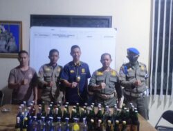 Jaga Ketertiban Umum Saat Puasa Ramadan, Satpol PP Sita Puluhan Botol Miras