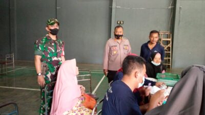 Meski Puasa, Warga Desa Sekarwangi Buahdua Sumedang Rela Divaksin