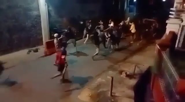 tawuran sarung