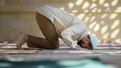 Jadwal Shalat Untuk Sumedang Kamis 9 Juni 2022 Disertai Doa Bercermin dan Mau Tidur