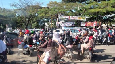 H+1 Lebaran, Kendaraan Pemudik Dominasi Jalan Raya Bandung Garut
