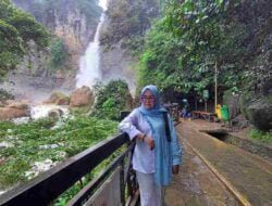 Air Terjun Cimarinjung, Pesona Alam Menakjubkan di Sukabumi