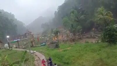 Banjir Bandang Landa Desa Citengah Sumedang, Bocah 13 Tahun Asal Indramayu Dikabarkan Tenggelam