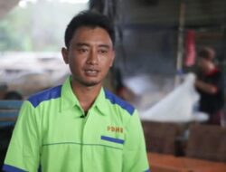 Kisah Sukses Nana Suryana, Warga Cibugel Sumedang Menjadi Tukang Gorengan di Jakarta