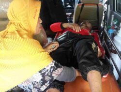 Pesepeda Tertabrak Motor di Depan Puskesmas Jatinangor Sumedang