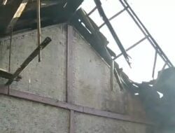 Viral Rumah Warga Tak Mampu Nyaris Roboh di Desa Raharja Sumedang, Ini Faktanya