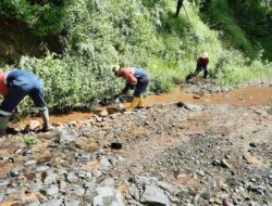 Tertimbun Longsor, PT Geo Dipa Energi Perbaki Jalan Penghubung Bandung-Cianjur